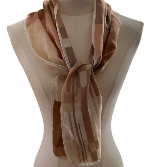 Liz Claiborne Anne Klein Women Scarves Beige Tan Pink Silk Classic Old Money‎ - Picture 9 of 10